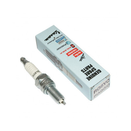 BOUGIE CHAMPION RG6YC ORIGINE PIAGGIO COMMUN A LA GAMME MAXISCOOTER 