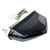Luz trasera Watts Derbi Senda negra con LEDs y intermitentes integrados